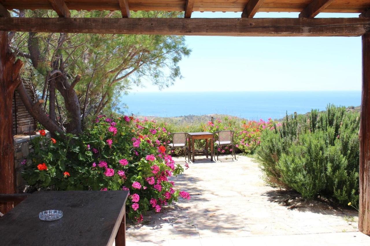 Holiday home Vangelis-triopetra
