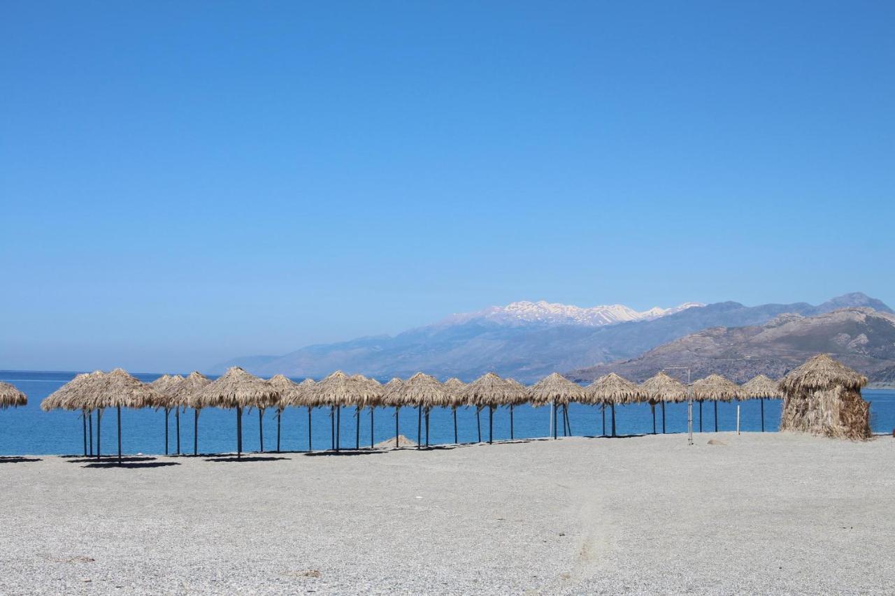 Holiday home Vangelis-triopetra *