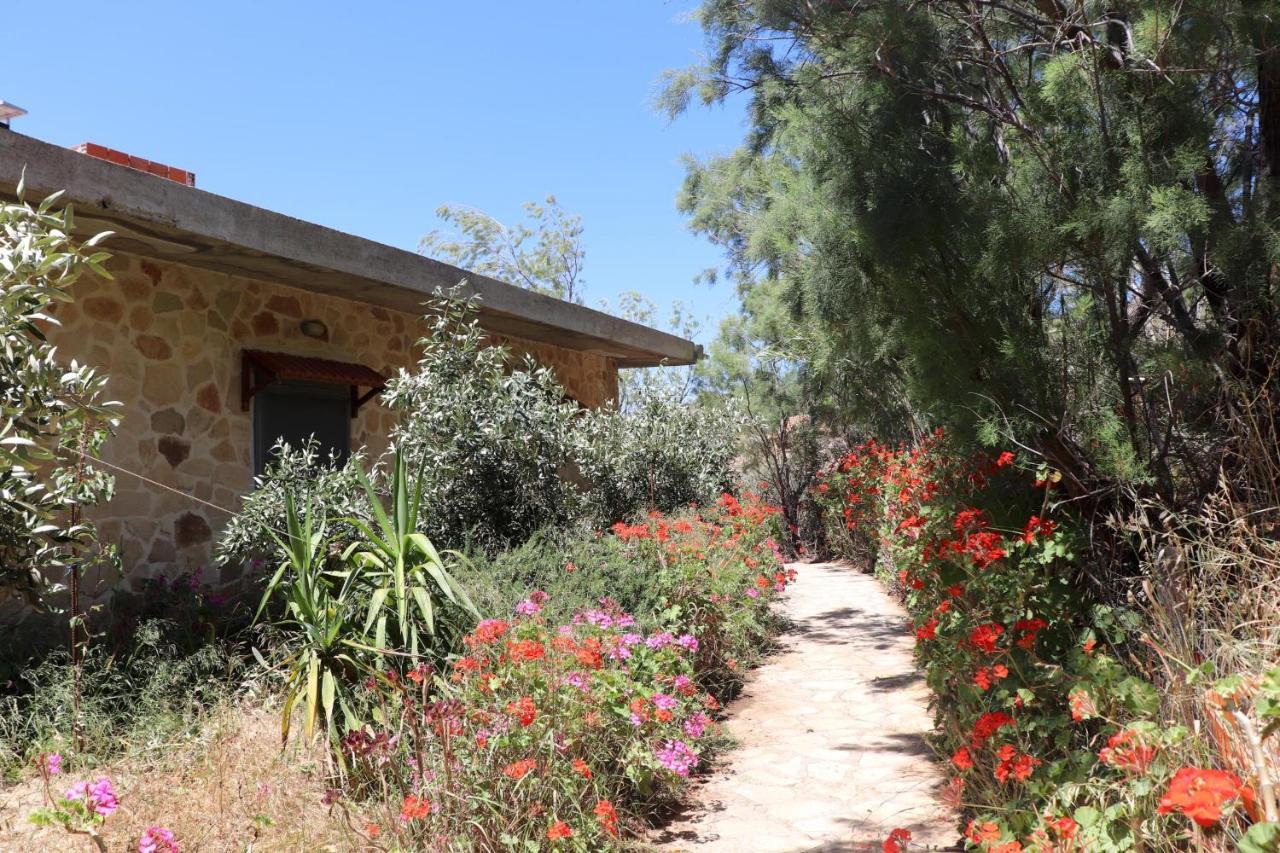 Vangelis-triopetra Holiday home