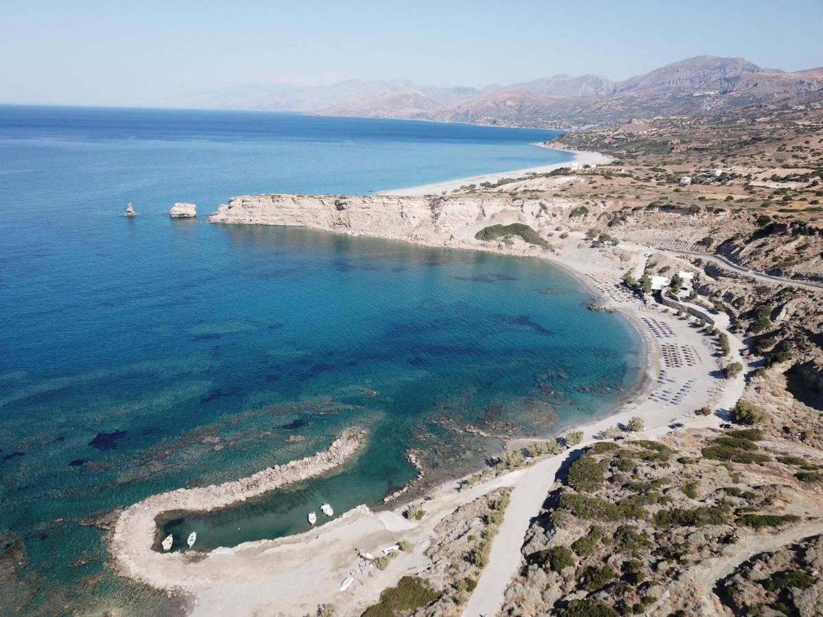 Vangelis-triopetra Holiday home